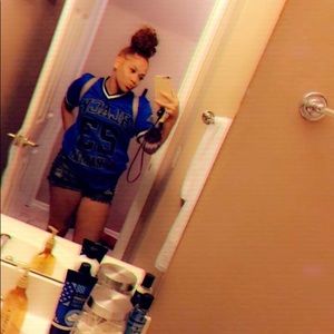 Meet your Posher, Sierra